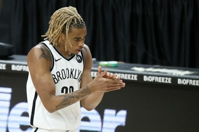 开云体育下载-篮网内线令纳什选择困难 小将或靠防守脱颖而出