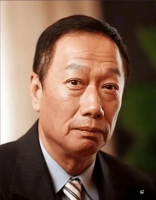 开云体育官网-富士康创始人郭台铭：“若两岸爆发冲突，我会誓死守护台湾”